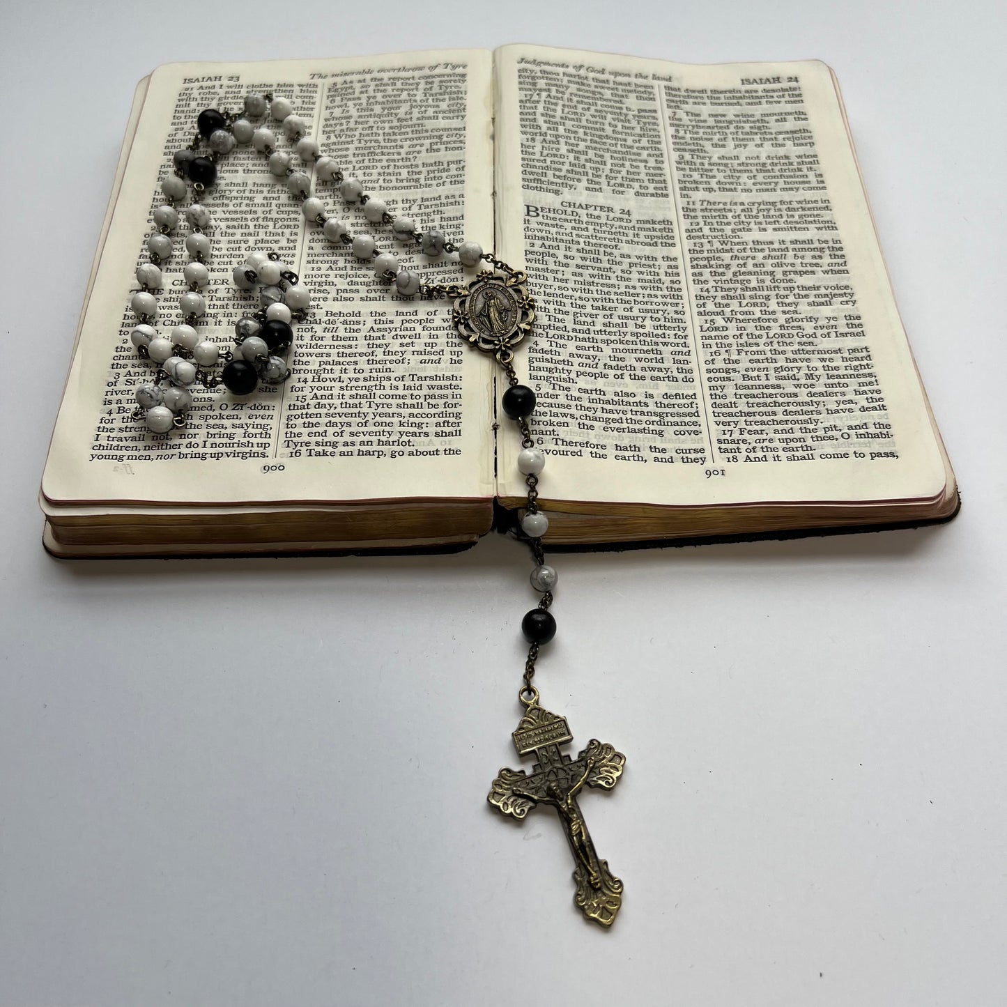 Miraculous Medal Rosary | Howlite & Ebony Wood