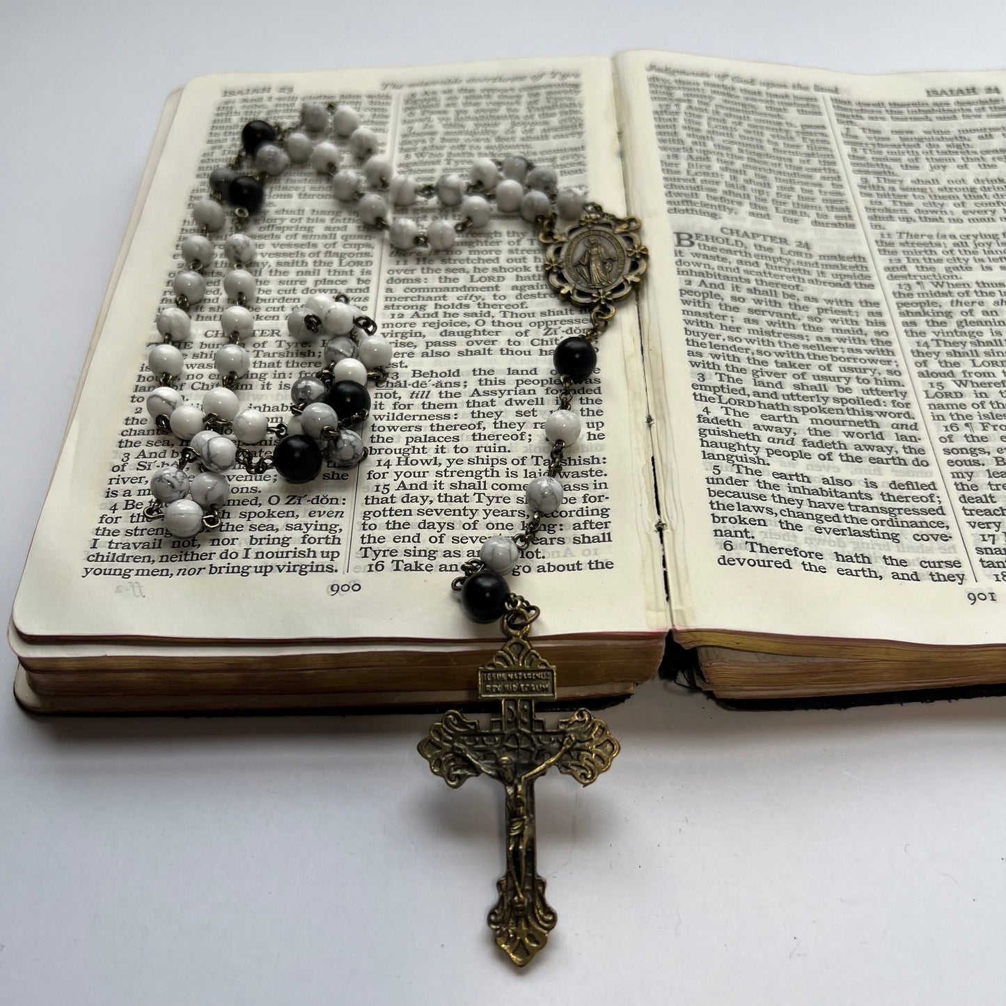 Miraculous Medal Rosary | Howlite & Ebony Wood