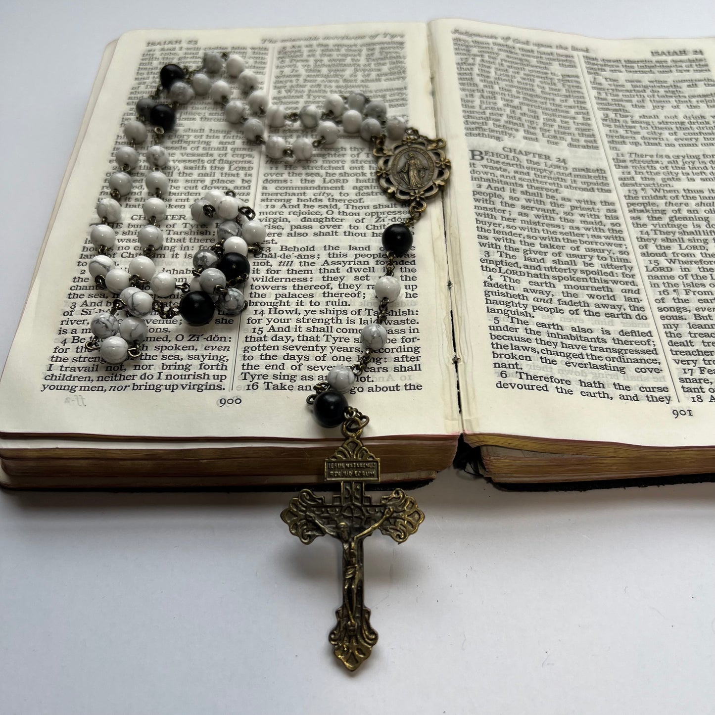 Miraculous Medal Rosary | Howlite & Ebony Wood