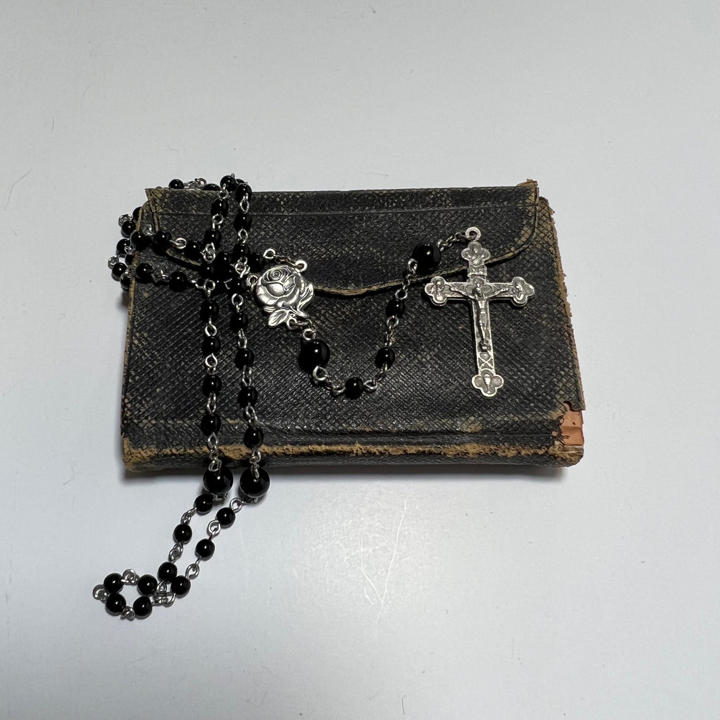 Byzantine Rose | Jet Black